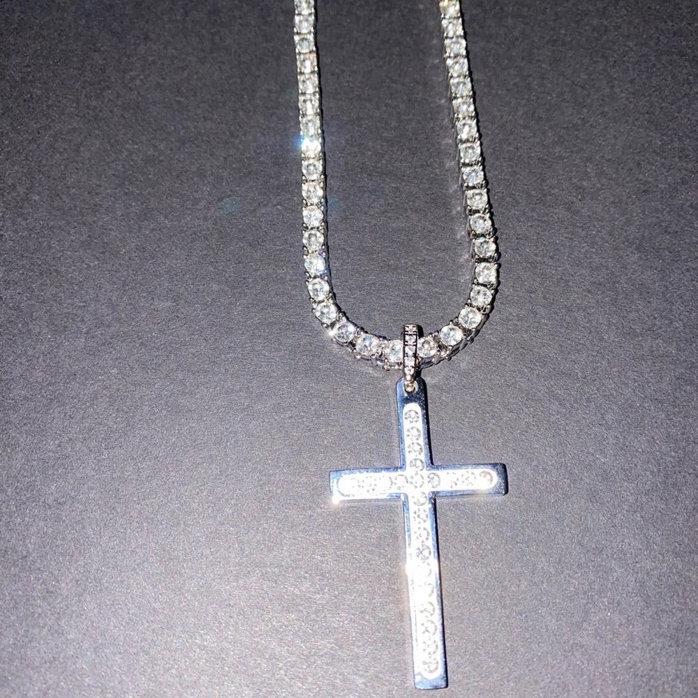 TENNIS NECK-CHAIN 24” WITH MATCHING CROSS NEW GIFT PACKAGED !!!